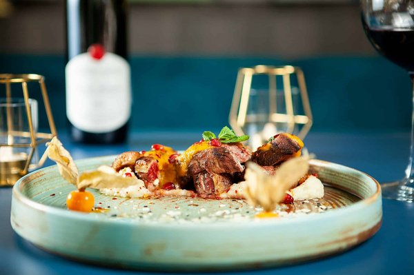 Comment découvrir les traditions culinaires basques à travers des ateliers à Bilbao ?