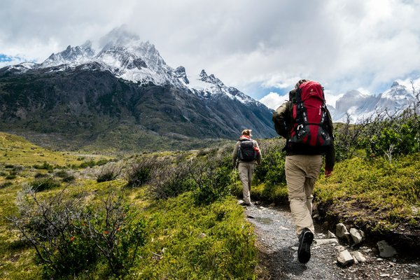 Quels sont les secrets pour une randonnée réussie sur le sentier des crêtes de Dolomiti, Italie?